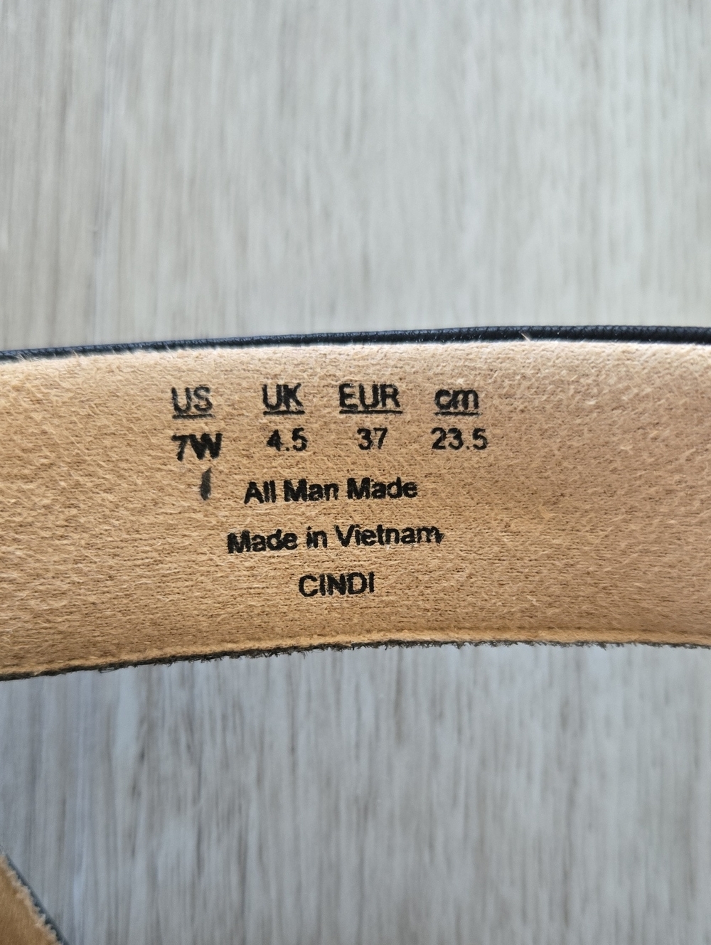 7W Naturalizers SOUL Black Sandals - Picture 3 of 5